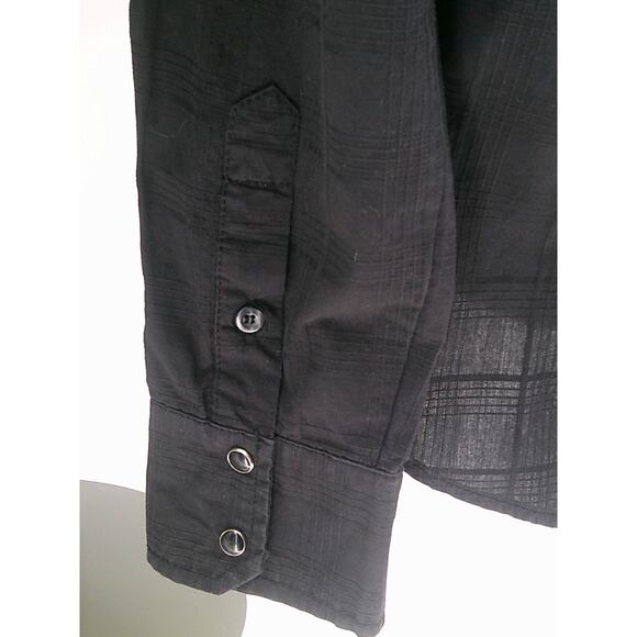 Pop Icon Clothing Men's Black Cross Embroidered Casual SnapButton Up Shirt Large - Picture 6 of 9